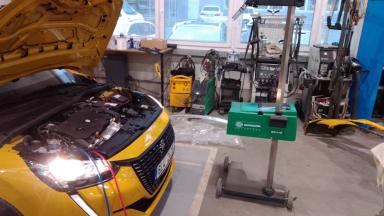  MM CAR - příběh Peugeotu 208
